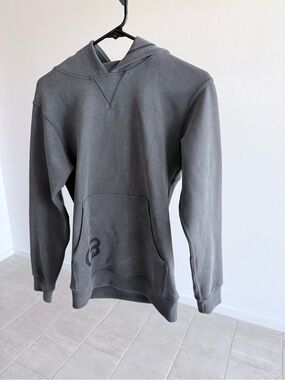 lululemon athletica - Women’s specialty CycleBar Charcoal Gray Pullover Hoodie